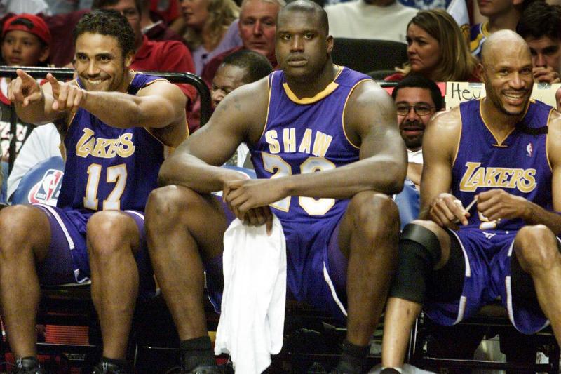 008801.SP.0526.lakers13.GFLakers Rick Fox, Shaquille O'Neal and Ron Harper enjoy their lead in the